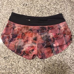 LULULEMON pink speed up shorts